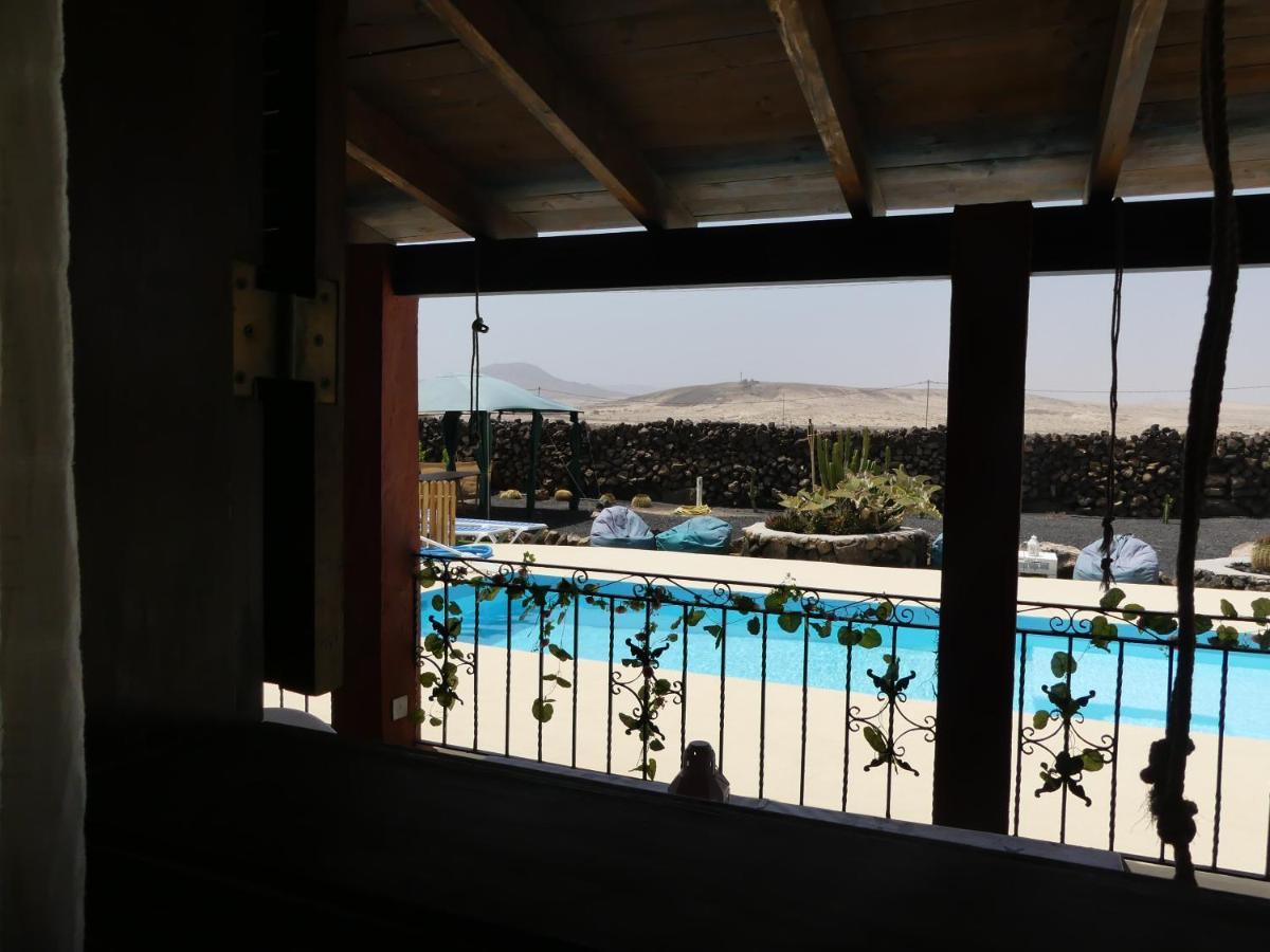 Warung Hotel Lajares Bagian luar foto