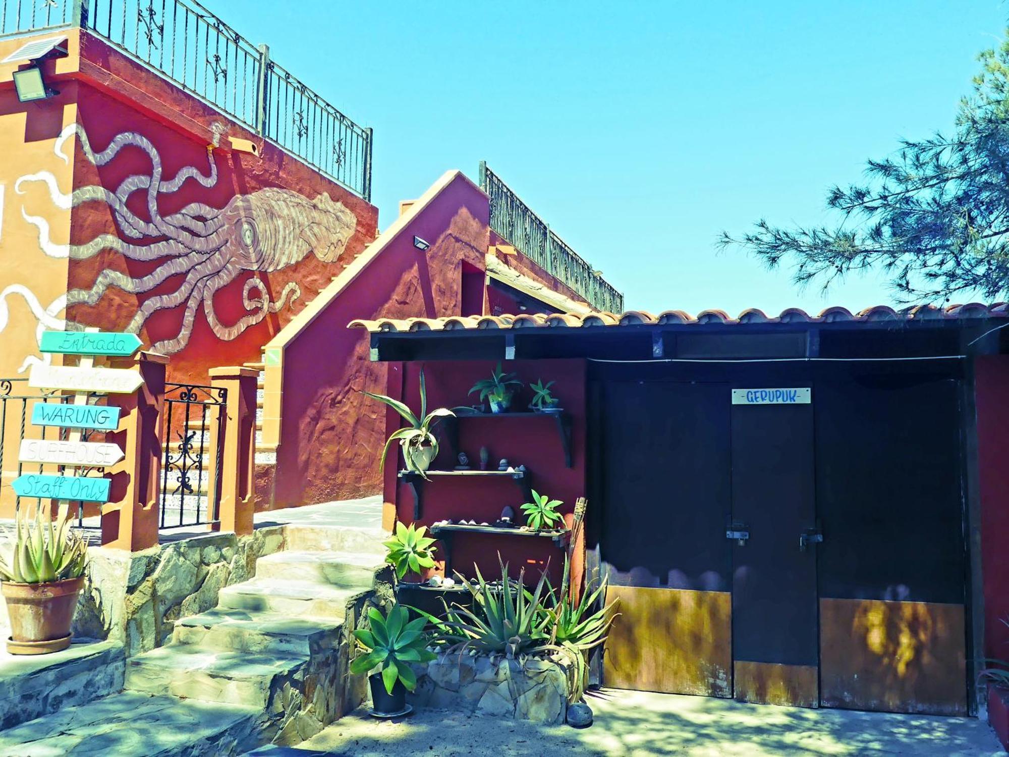 Warung Hotel Lajares Bagian luar foto